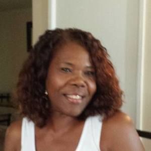 Meet your Posher, Debra